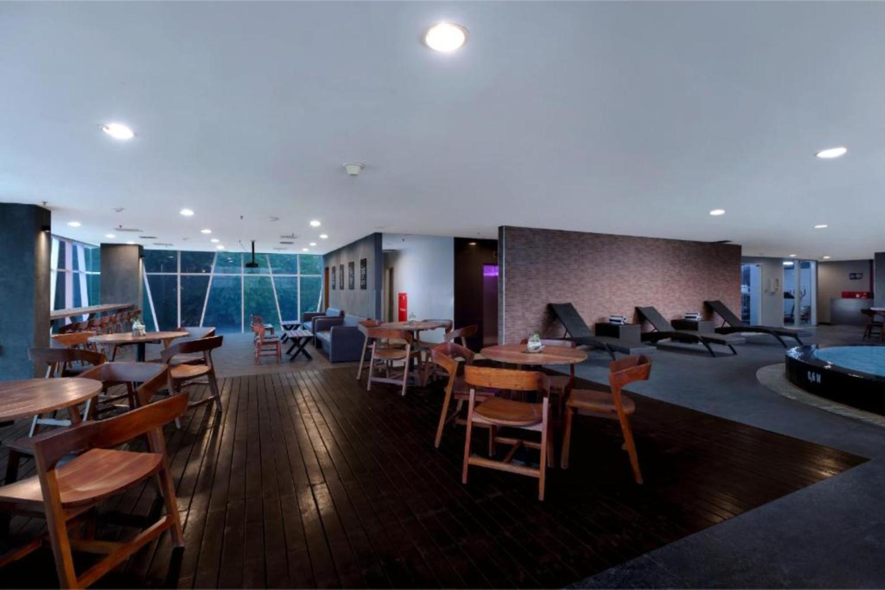 Quest Hotel Darmo - Surabaya By Aston Ngoại thất bức ảnh