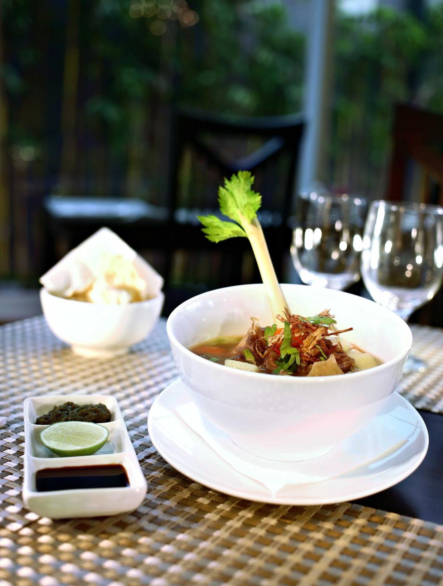 Quest Hotel Darmo - Surabaya By Aston Ngoại thất bức ảnh